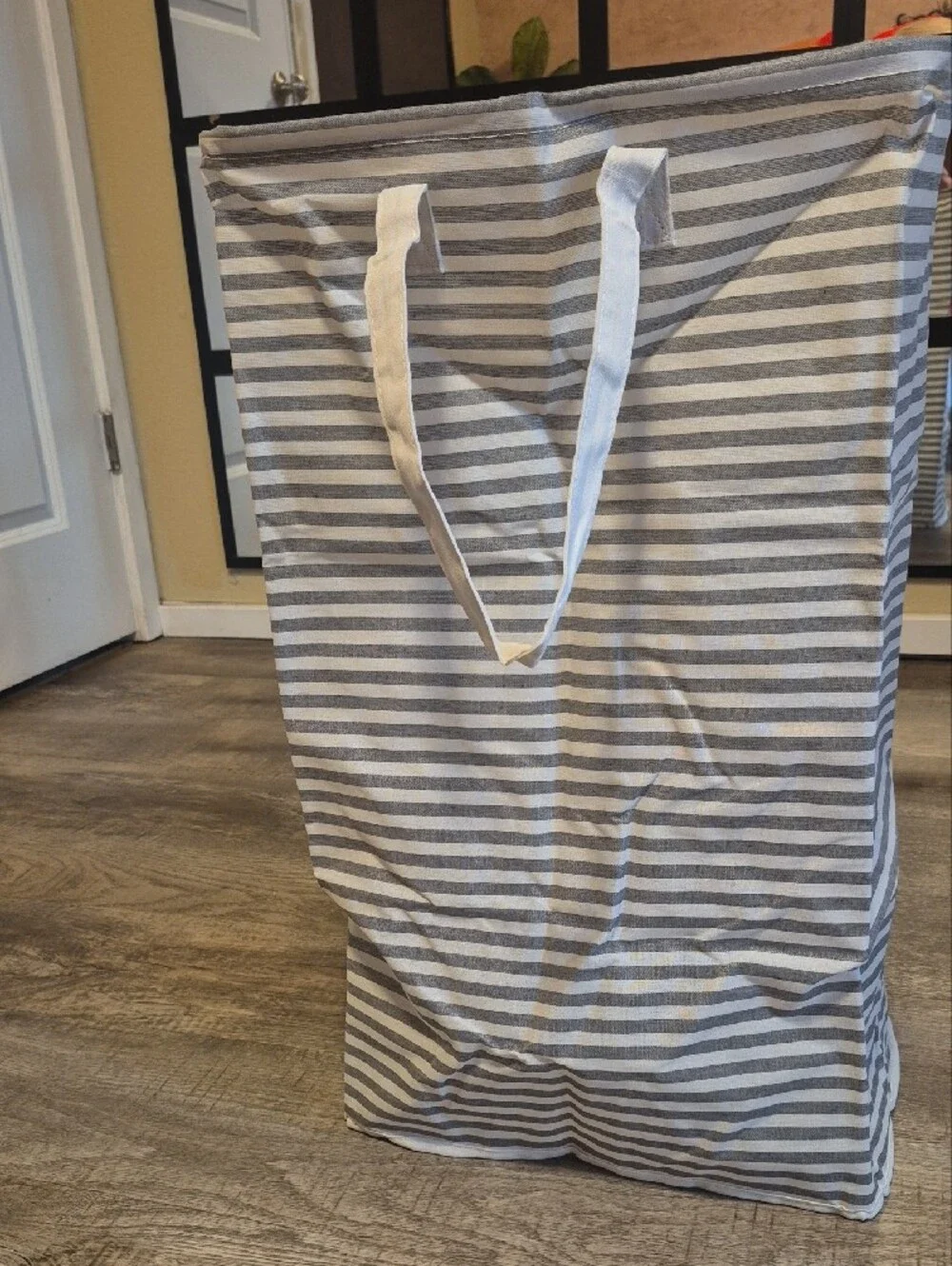 Nwot (2x) Collapsible Striped Laundry/Storage Tote - Gray & White